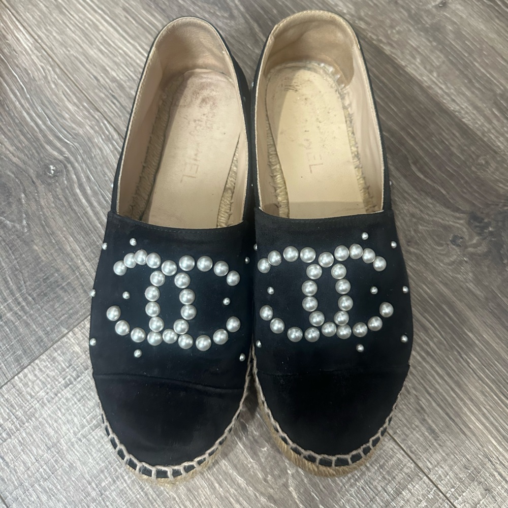 Chanel Pearl Espadrille size 39
